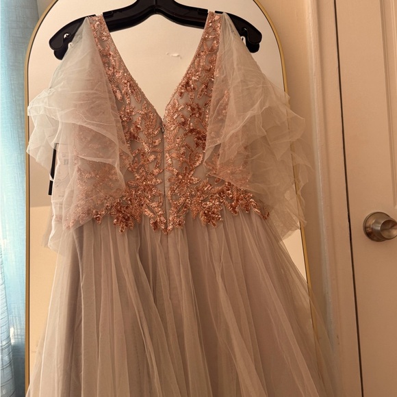 BASIX BLACK LABEL DRESS - Picture 9 of 13